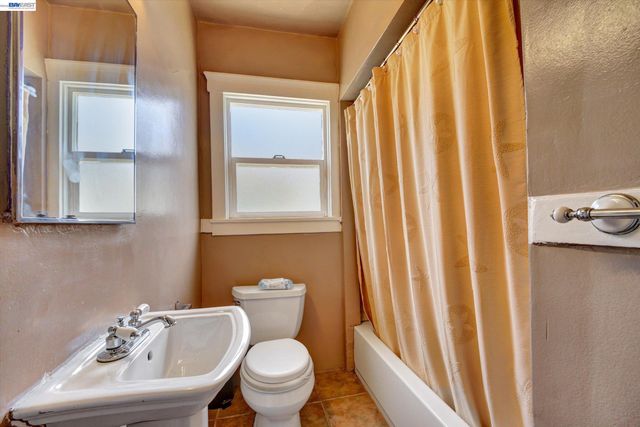 2007 57Th Ave, Oakland, CA 94621