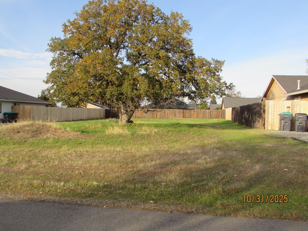 21926 Feather River Place, Lake California, CA 96022