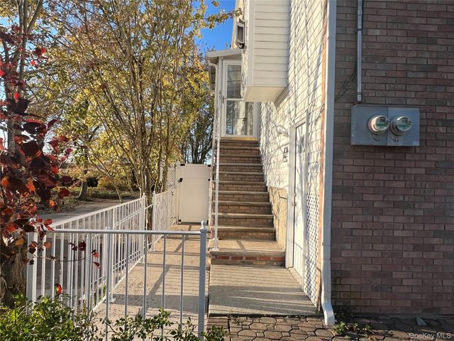 45 Iona Street, Staten Island, NY 10305