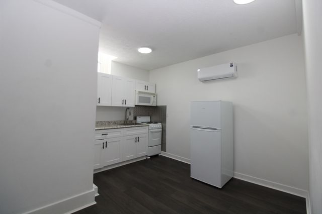 229 Shady Ln, White House, TN 37188