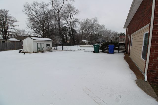 229 Shady Ln, White House, TN 37188