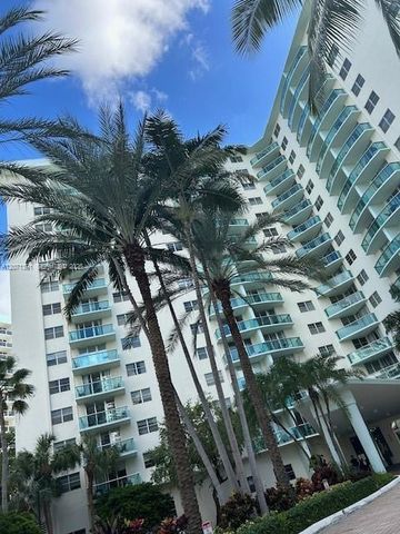 3801 S Ocean Drive 2D, Hollywood, FL 33019