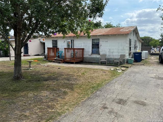 145 N KOWALD LN, New Braunfels, TX 78130