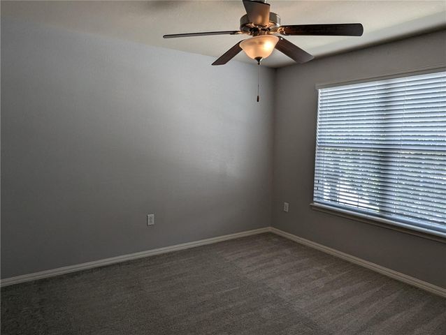 219 WOODKNOLL PLACE, Valrico, FL 33594