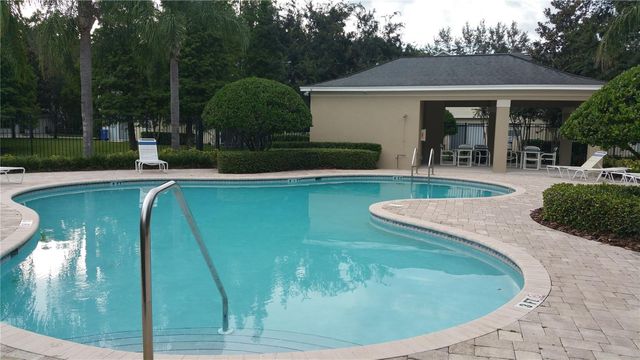219 WOODKNOLL PLACE, Valrico, FL 33594