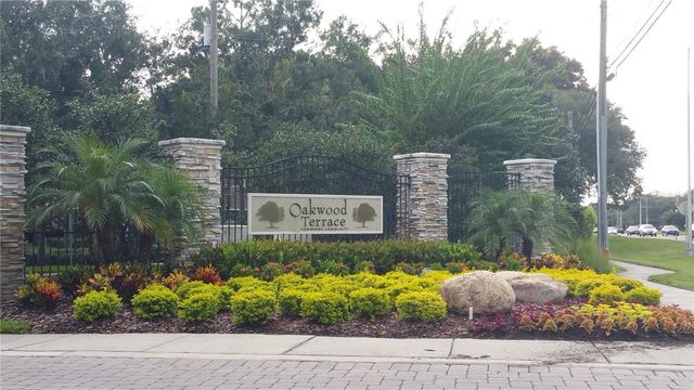 219 WOODKNOLL PLACE, Valrico, FL 33594