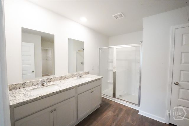 442 Coconut Drive, Bloomingdale, GA 31302