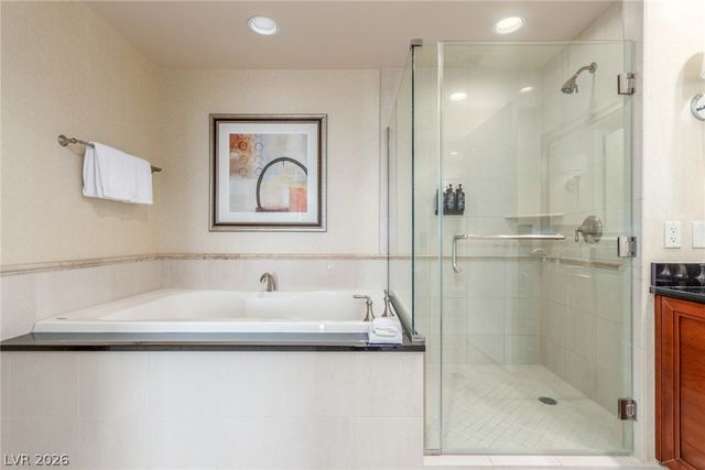 125 East Harmon Avenue 2116, Las Vegas, NV 89109