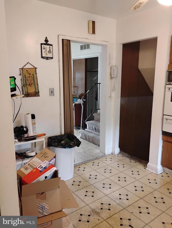 Image 13 of property listing at 3733 CORONADO RD, Baltimore, MD 21244