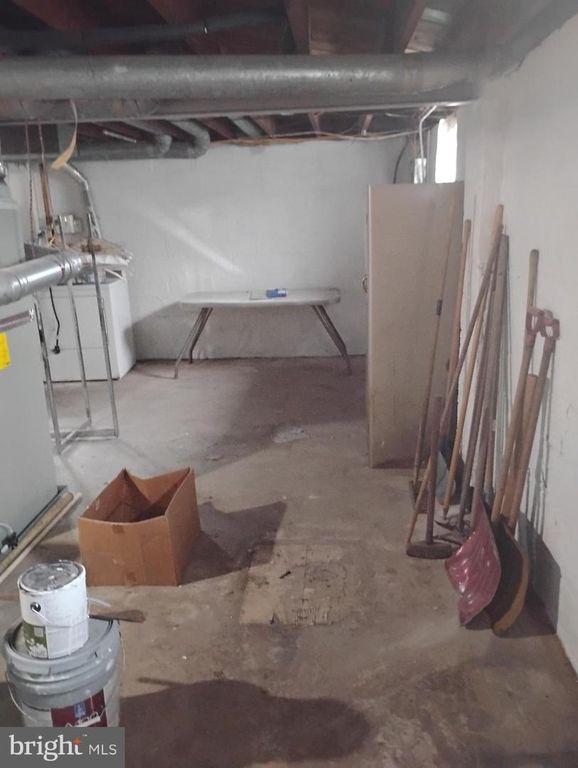 Image 71 of property listing at 3733 CORONADO RD, Baltimore, MD 21244
