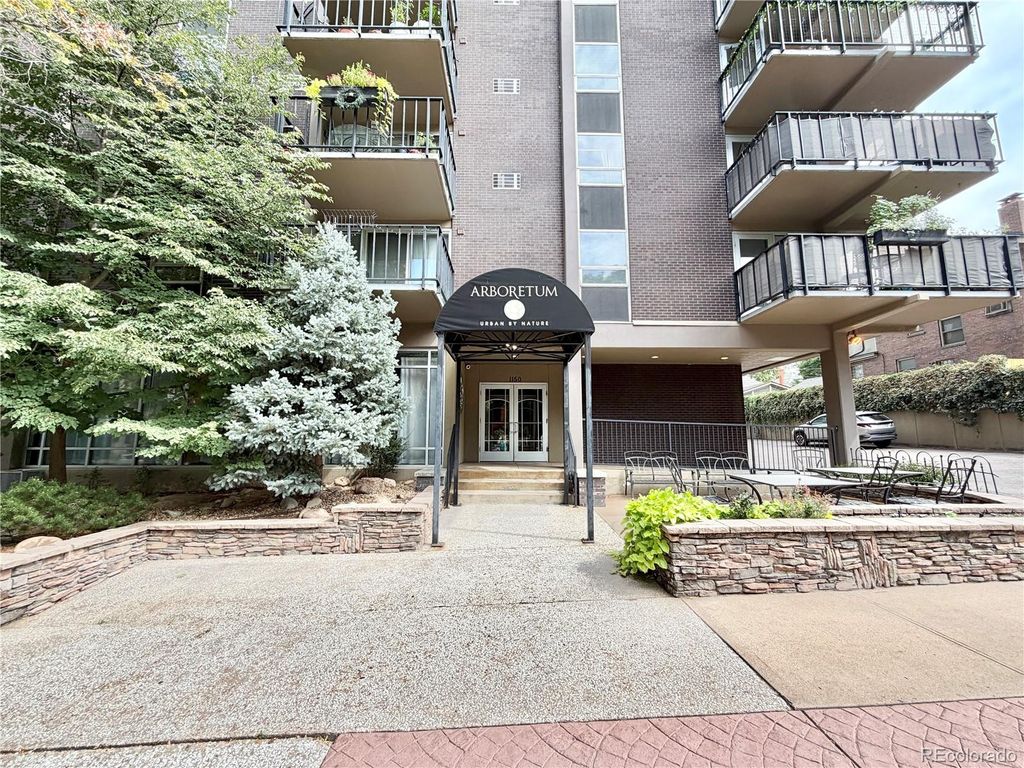 1150 Vine Street 203, Denver, CO 80206