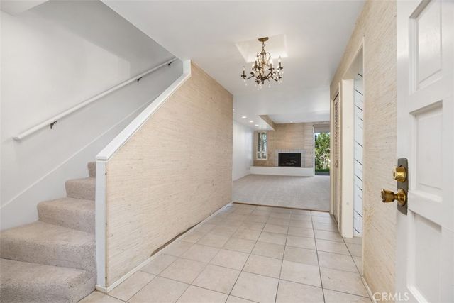 17818 Villamoura, Poway, CA 92064