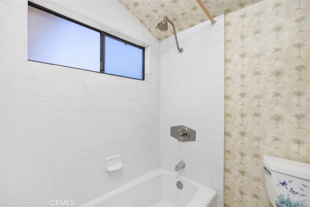 17818 Villamoura, Poway, CA 92064