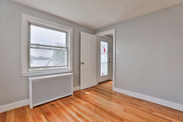 244 Palmer St, Quincy, MA 02169