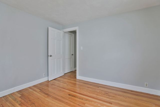 244 Palmer St, Quincy, MA 02169