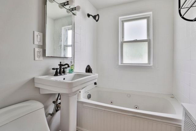 244 Palmer St, Quincy, MA 02169