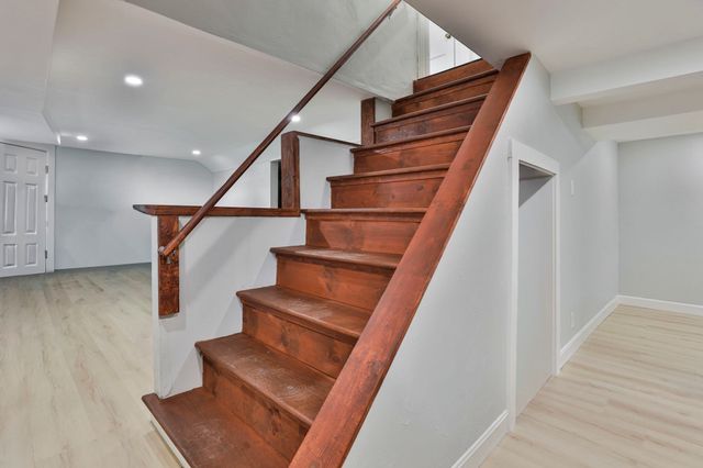 244 Palmer St, Quincy, MA 02169