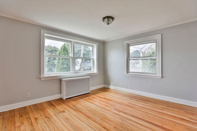 244 Palmer St, Quincy, MA 02169