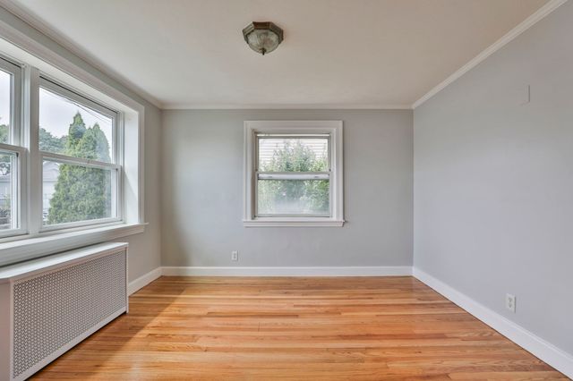 244 Palmer St, Quincy, MA 02169