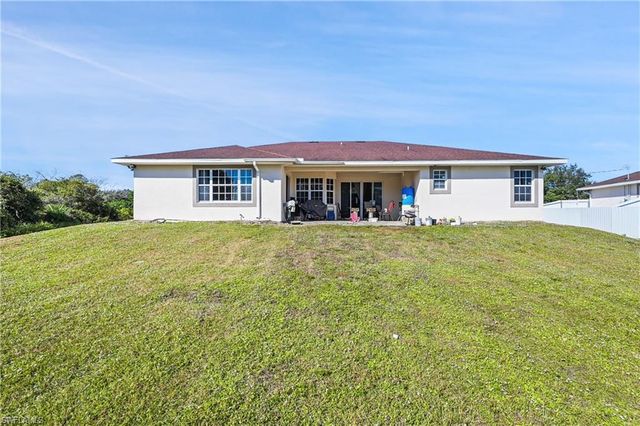 1896 Weldon AVE, Lehigh Acres, FL 33972