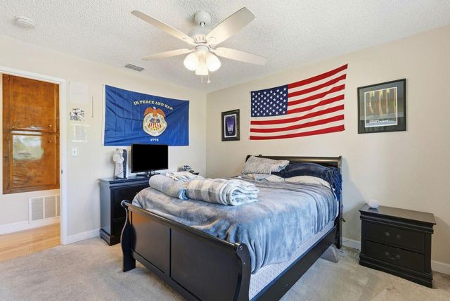 9130 Rancho Dr, Elk Grove, CA 95624