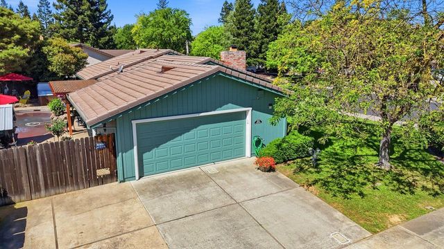 9130 Rancho Dr, Elk Grove, CA 95624