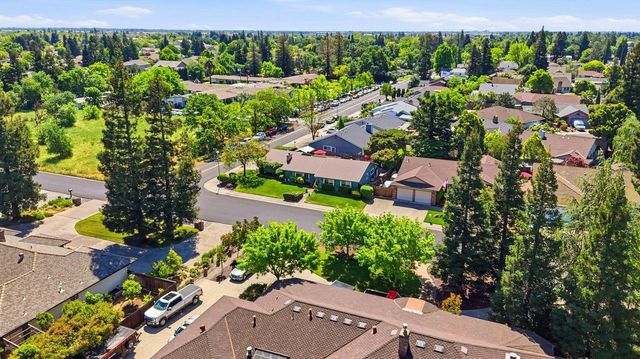 9130 Rancho Dr, Elk Grove, CA 95624