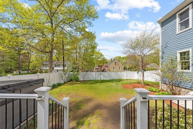 16 Ranch St, North Attleboro, MA 02760