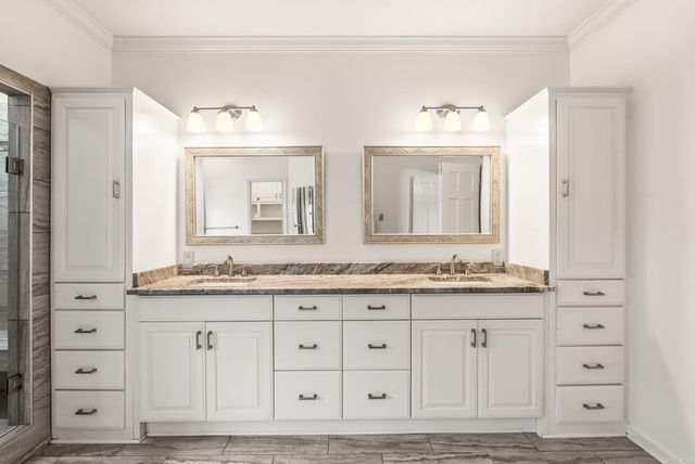 33 Club Manor Road, Maumelle, AR 72113