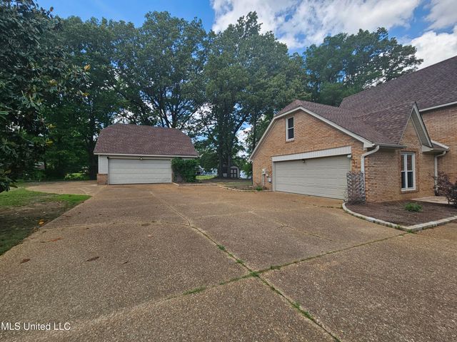 4625 Wealthy Cove, Horn Lake, MS 38637