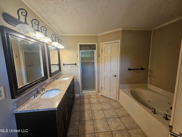4625 Wealthy Cove, Horn Lake, MS 38637