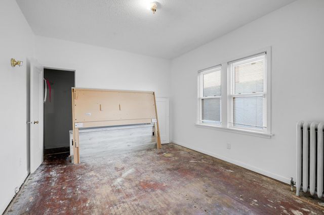 918 Queen Avenue N, Minneapolis, MN 55411