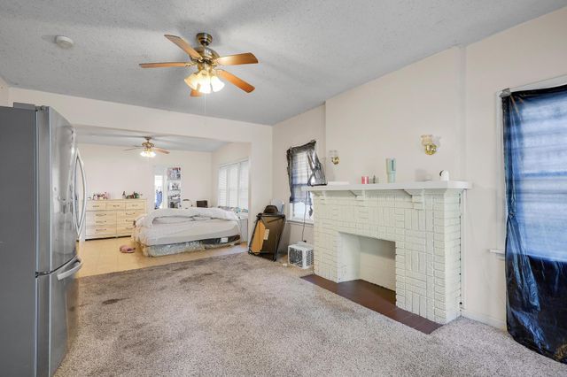 918 Queen Avenue N, Minneapolis, MN 55411