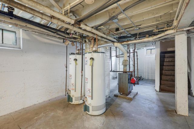 918 Queen Avenue N, Minneapolis, MN 55411