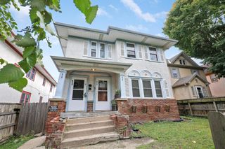 918 Queen Avenue N, Minneapolis, MN 55411