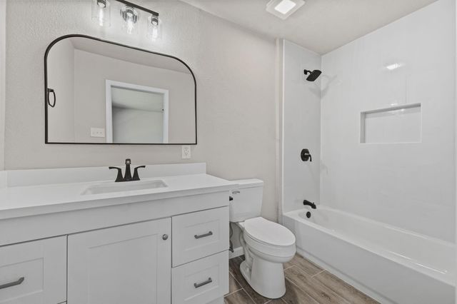 29 County Road 4011, Dayton, TX 77535