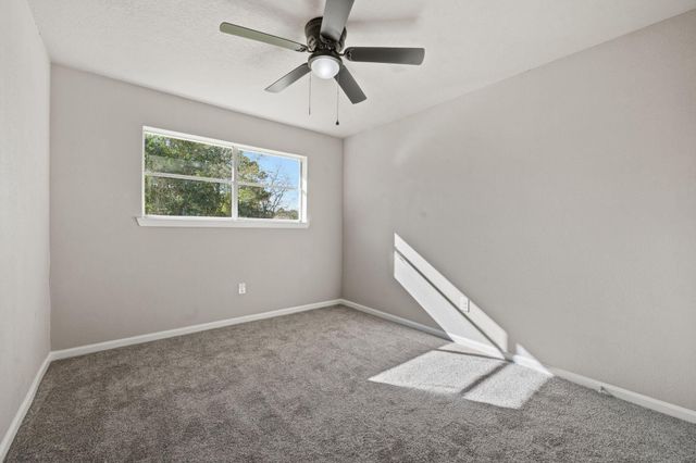 29 County Road 4011, Dayton, TX 77535