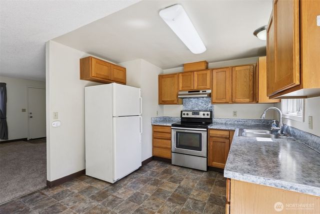 7810 NE 142nd Avenue, Vancouver, WA 98682