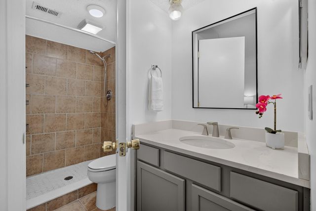 809 Andrea Lane, Hanahan, SC 29410