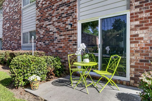 809 Andrea Lane, Hanahan, SC 29410