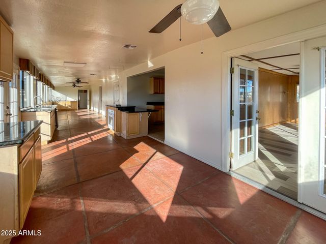 125 E HARPSON Trail, Paulden, AZ 86334