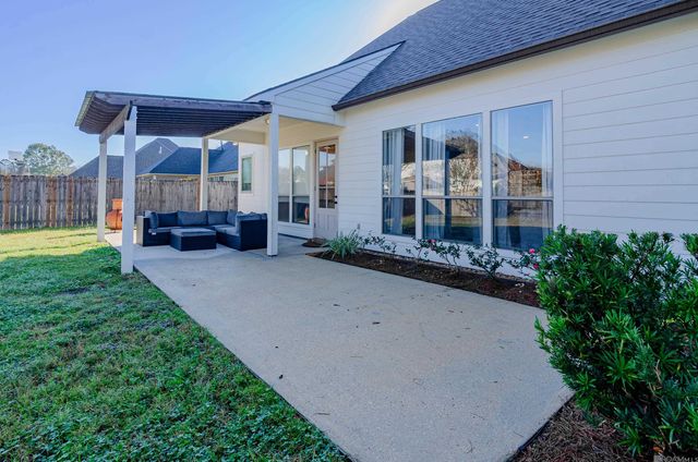 38128 Jefferson Crossing Ave, Prairieville, LA 70769