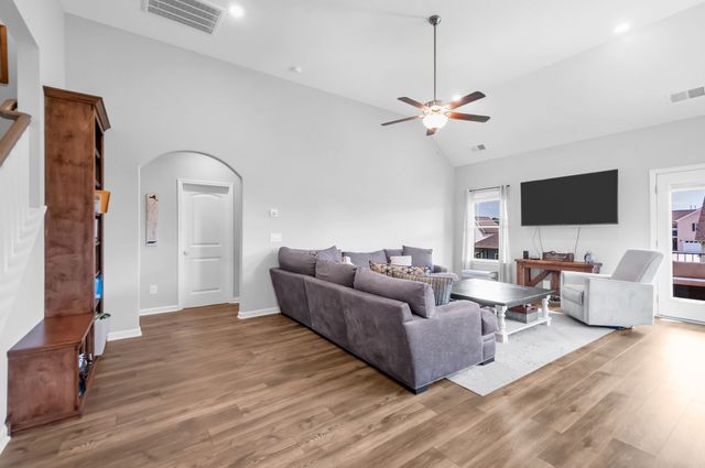 7432 Cumberland Dr, Fairview, TN 37062