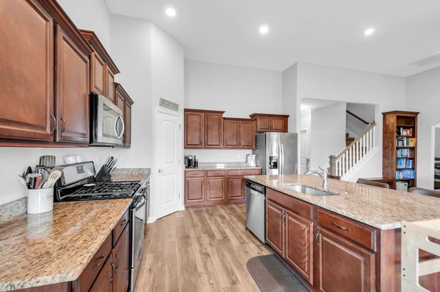 7432 Cumberland Dr, Fairview, TN 37062