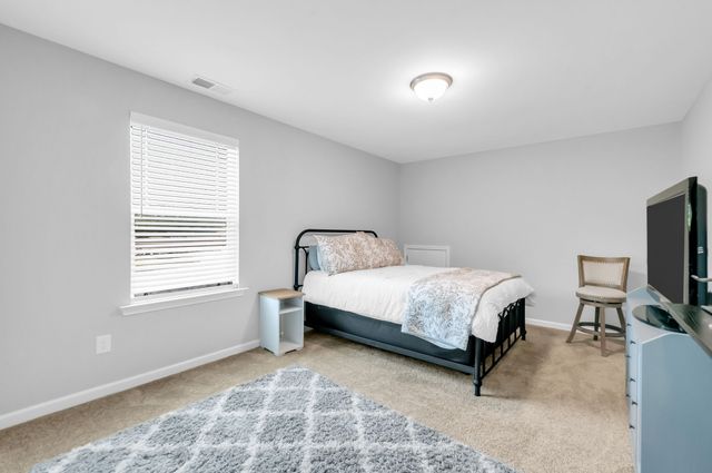 7432 Cumberland Dr, Fairview, TN 37062