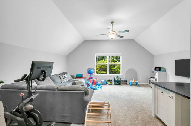7432 Cumberland Dr, Fairview, TN 37062