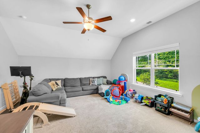 7432 Cumberland Dr, Fairview, TN 37062