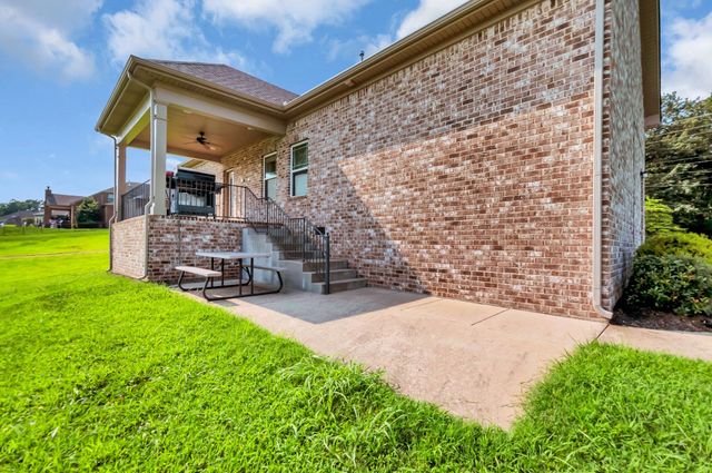 7432 Cumberland Dr, Fairview, TN 37062