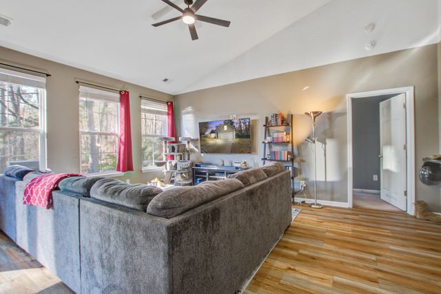 2995 Pocasset Circle, North Charleston, SC 29420