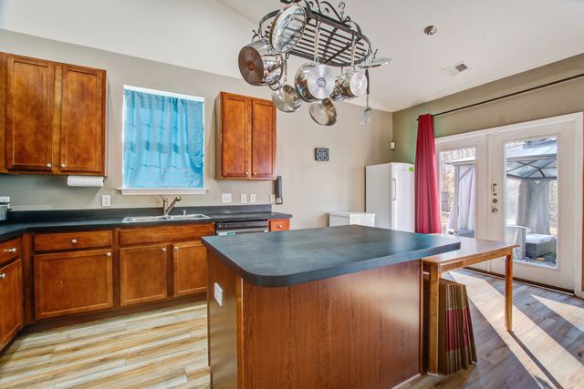 2995 Pocasset Circle, North Charleston, SC 29420